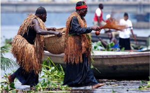 https://face2faceafrica.com/article/at-this-sacred-cameroonian-festival-people-disappear-into-a-river-for-about-an-hour-and-return-unwet