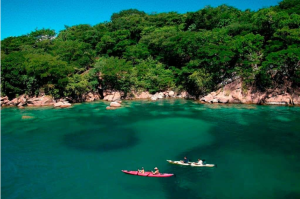 https://www.thecrazytourist.com/15-best-places-visit-malawi/