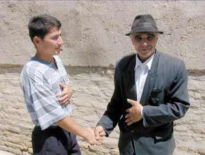 Uzbek greetings: shaking hands